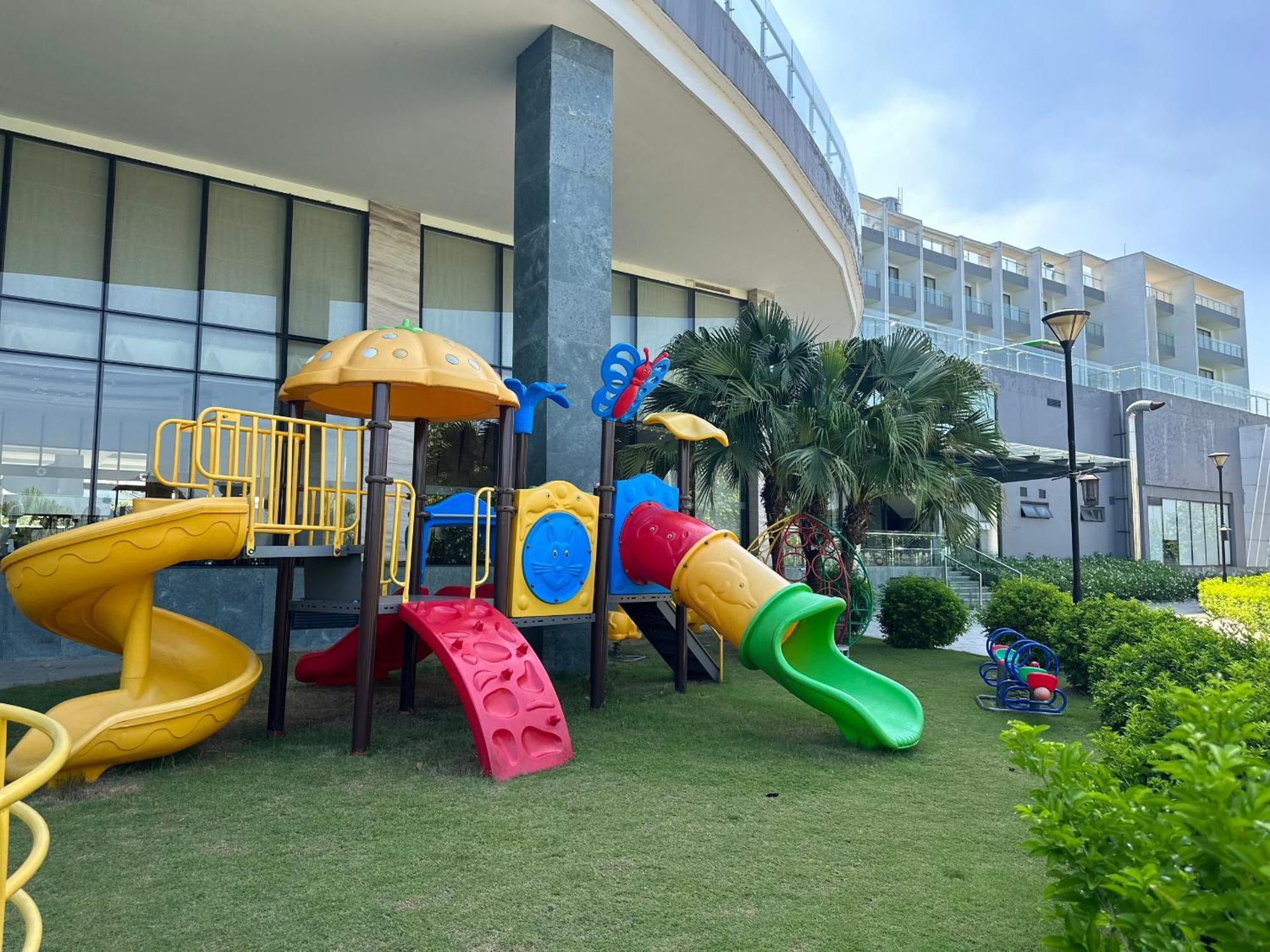 Dic Star Hotels & Resorts Vinh Phuc Yen Exterior foto